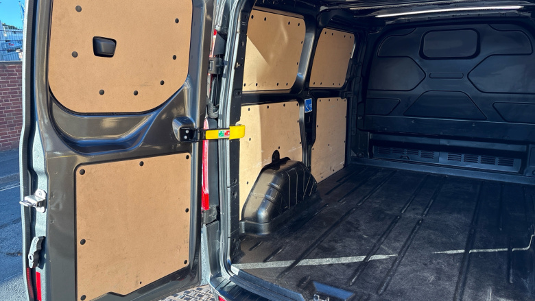 Ford Transit Custom 340 L1 Diesel Fwd 2.0 EcoBlue 170ps Low Roof Limited Van Auto